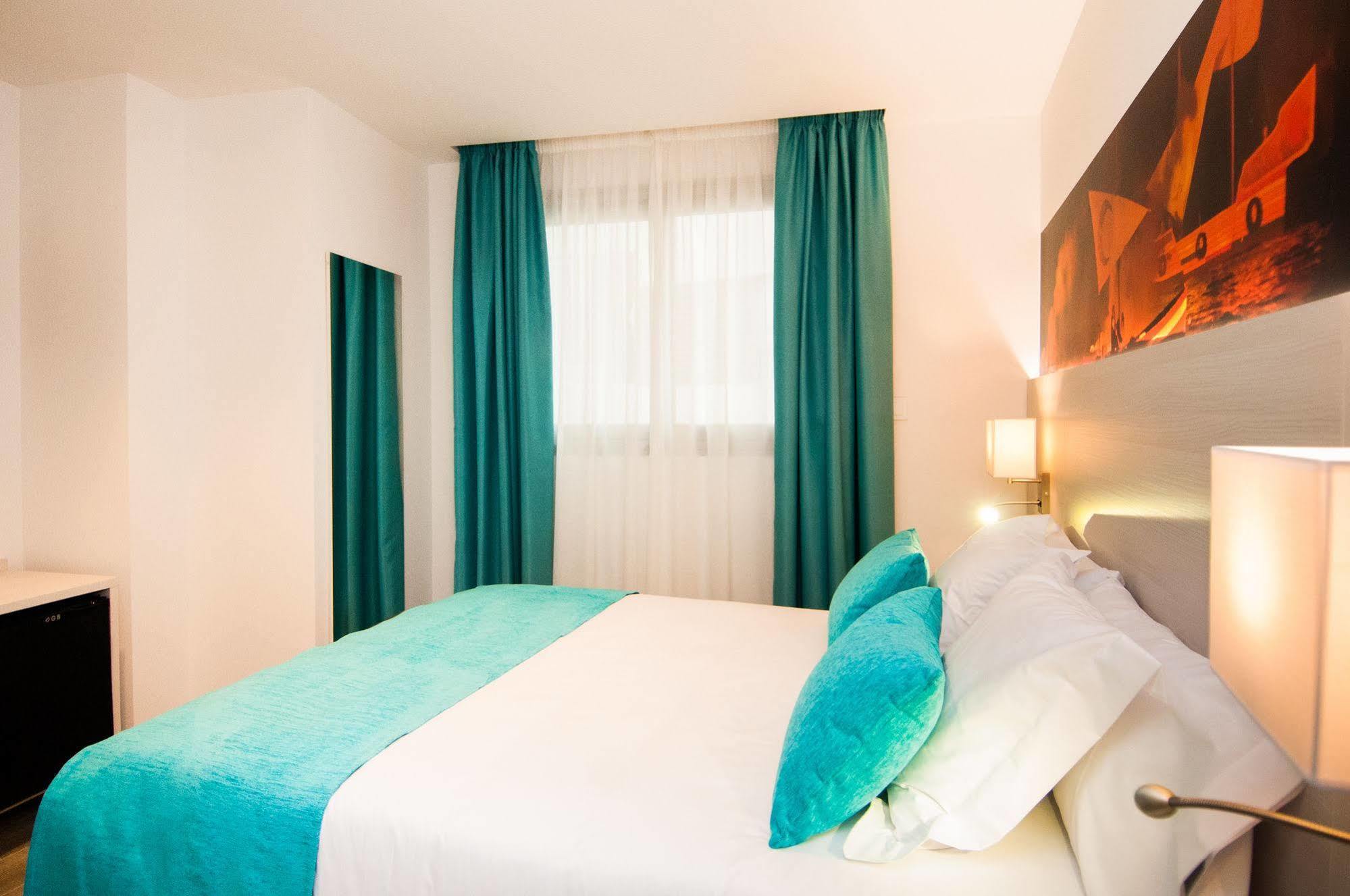 Hotel Censal Villajoyosa Kültér fotó